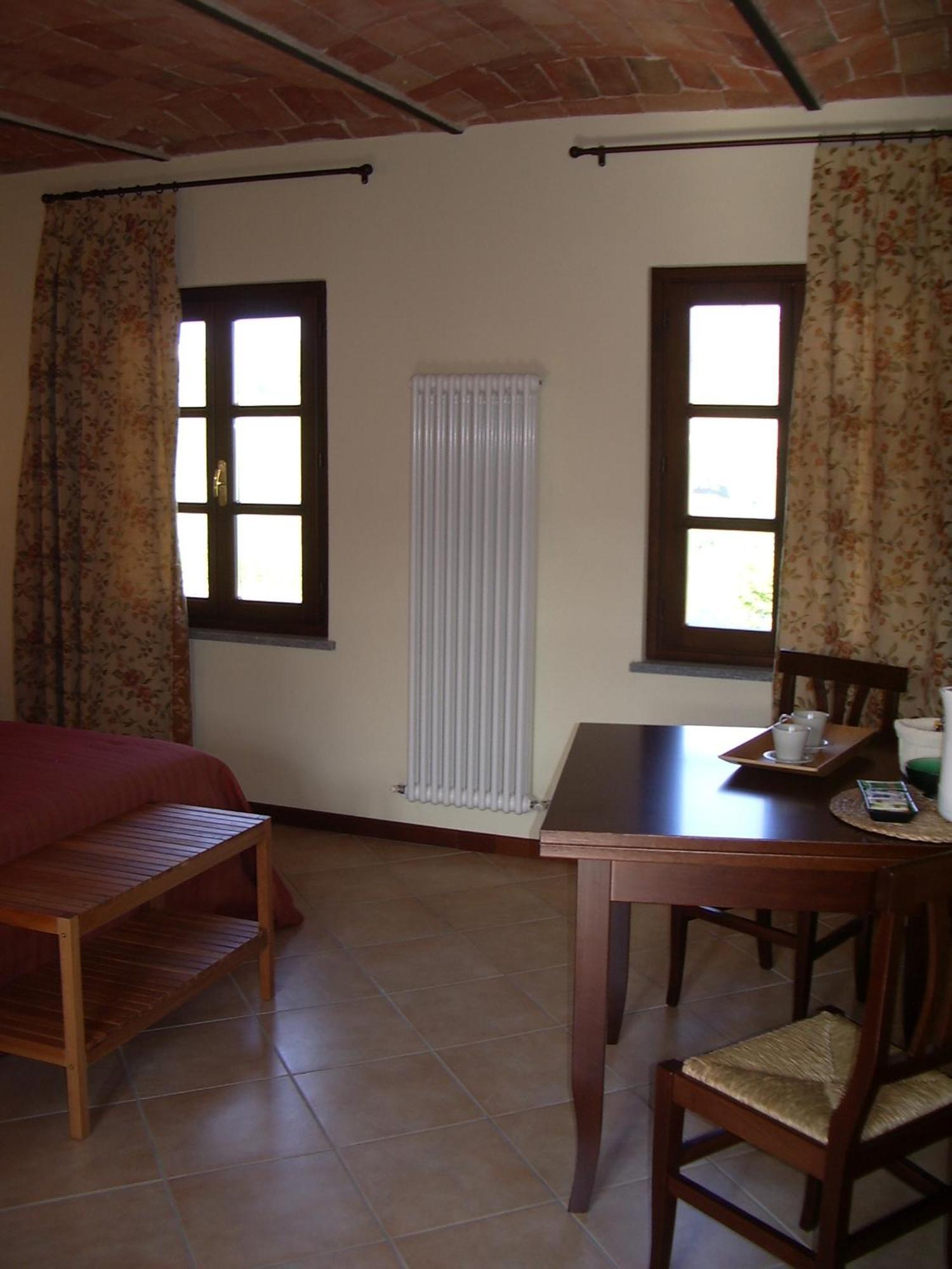 B&B Cascina Gaione Via Gallina,18B 12052 Neive Cn Номер фото